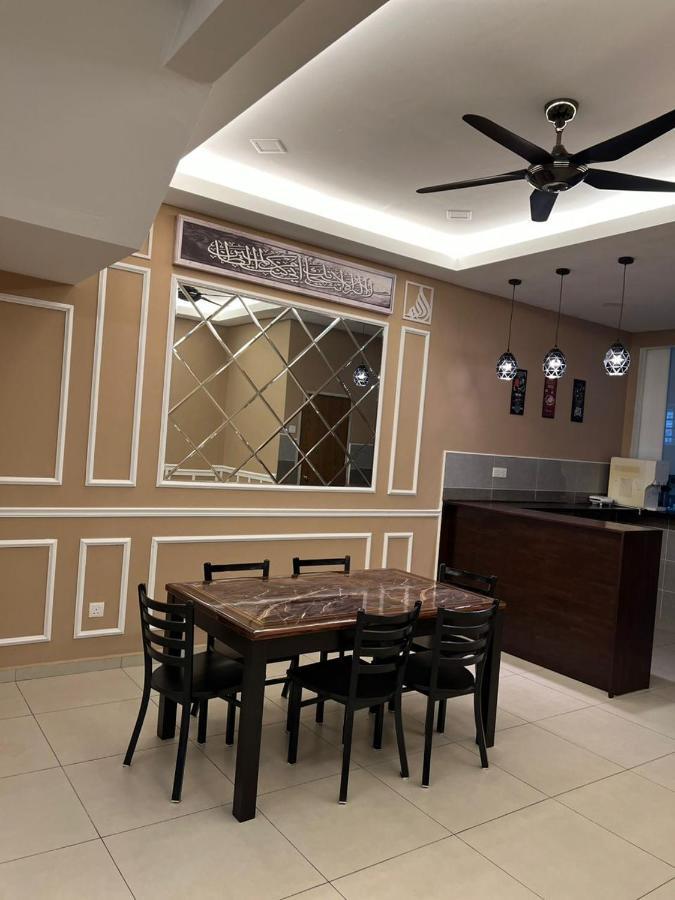 El Homestay Melaka Екстериор снимка