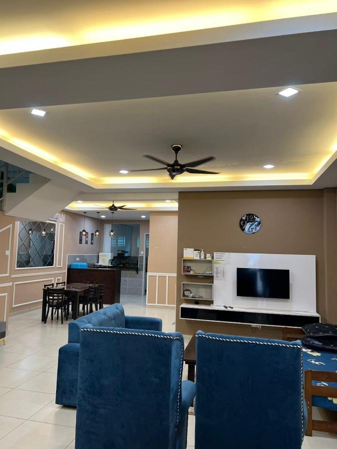 El Homestay Melaka Екстериор снимка